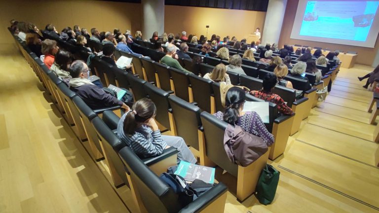Live Streaming ημερίδας Θ-ink To γκράφιτι ως ιστορική μαρτυρία και ως φθορά στα αρχαία μνημεία στο αμφιθέατρο του Μουσείου της Ακρόπολης